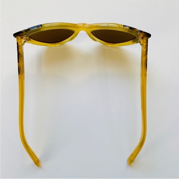 Pared piccolo and grande sharp cat eye Sunglasses main image 5